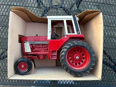 Ertl International 1586 Vintage Toy Tractor  BOX IH International Harvester Cab • $40