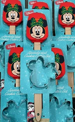 NEW Disney MICKEY Mouse GREEN Christmas Holiday Spatula And Cookie Cutter Set • $12