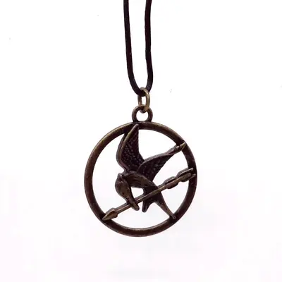 Lionsgate Lgf The Hunger Games Mockingjay Pendant Necklace On Black 9  Cord • $9.99