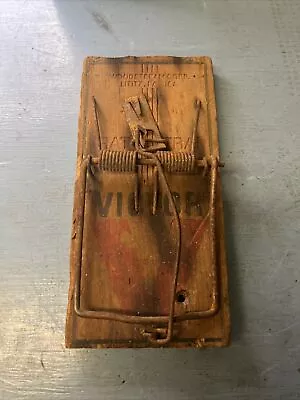 Vintage VICTOR  Four Way  Wooden Rat/Mouse Trap Lititz PA. Decor. AD • $15