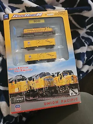 New Ray Union Pacific 'N' Scale Train Set SD40 NIB Battery Operated Die Cast • $89