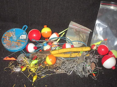 Vintage  Tackle Box   Contents Lot   (wr2) • $29