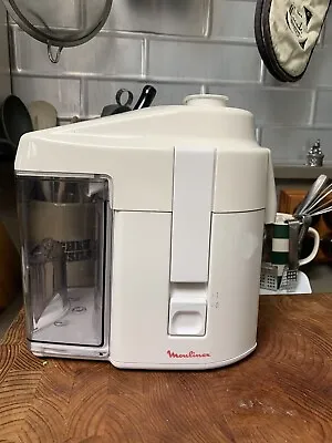 Moulinex Juice Extractor / Juicer - Centrifuge Type • $40