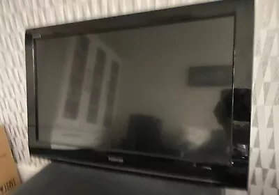 £60 • Buy LCD Toshiba TV32AV713B1