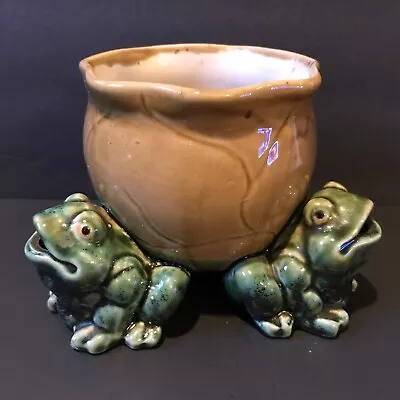 Vintage Green Majolica 3 Frogs Ceramic Planter Bowl Art Pottery Pot • $30