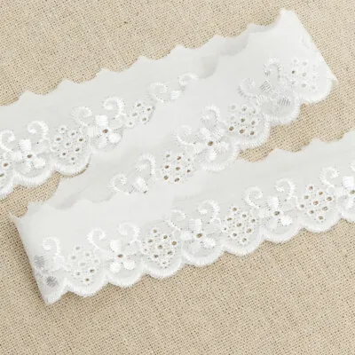 White Cotton Broderie Anglaise Flat Lace Trim 3cm - 30mm - Wide 2871 • £3.01