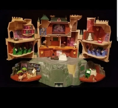 $25 • Buy Mattel 2001 Harry Potter Poly Pocket Hogwarts Castle Playset + Figures