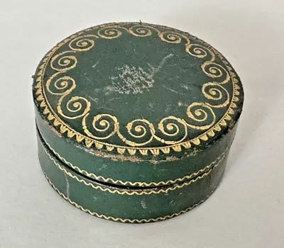 Vintage Small Round Leather Box With Gold Trim Made In Italy • $9.99