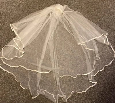 £10 • Buy Wedding Veil Tule Double Layer With Silk Trim Used