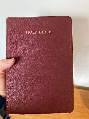 HOLY BIBLE CAMBRIDGE UNIVERSITY PRESS 1955 Red Leather BIBLE Book • £30