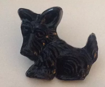 Vintage 5/8  Realistic Novelty Figural Plastic Black Scottie Puppy Dog Button • $1.50