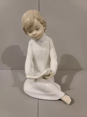 Zaphir By Lladro  Boy Reading Book Porcelain Figurine • £14.99