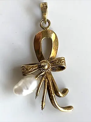 Gold On 925 Silver & Cultured Freshwater Pearl Pendant Drop ~ 30mm X 15mm. • $12.27