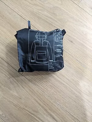 Black Age 5-6 Shower Resistant Packaway Mac / Cag In A Bag / Pocket Mac • £0.99