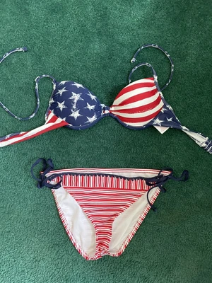 £2.39 • Buy Wmns XHILARATION Stars & Stripes Push-up Padded Halter Bikini Top Small Top M B