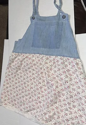 Vintage 80s Sostanza Contemporary Apparel Floral Denim Skirt • $38.25