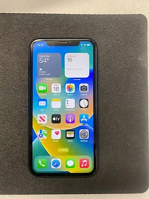 IPhone XR 64GB - Black - SPRINT • $150