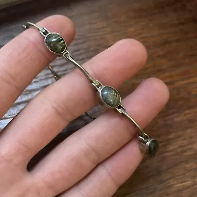 925 Sterling Silver Link Oval Green Stone Vintage Bracelet • $39.99