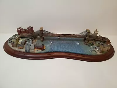 $209.99 • Buy Danbury Mint Brooklyn Bridge New York City 21  Diorama Figurine 