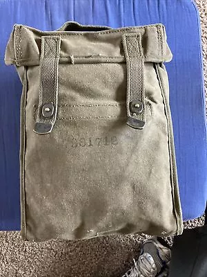 Rare US Army WW2 Military Pouch Field Gear Ammo? Medic Bag? Clip On • $15