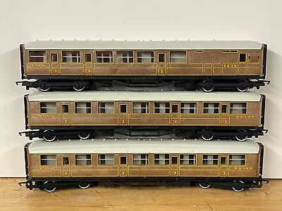 3 Hornby OO Gauge Model Railway LNER Gresley Teak Coaches • £4.45