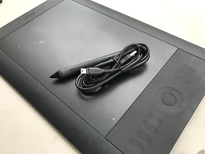 Wacom Intuos5 Touch Medium Pen Drawing Tablet (PTH650) Excellent Condition • $55
