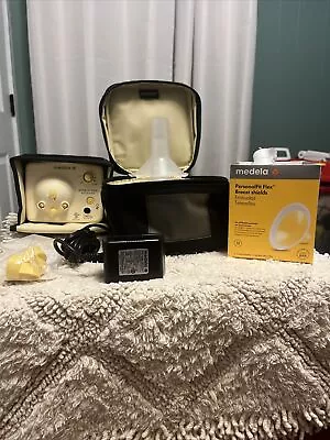 Medela Pump In Style Advanced Double Breast Pump Motor & Extras • $29.99