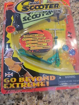 Vintage XL Machine Diecast Mini Scooter Finger Board Scooter Toy Green • $14.85