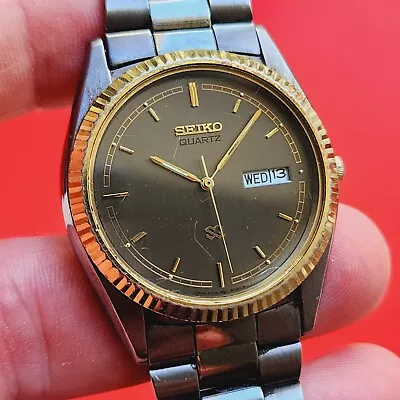 Seiko SQ Watch Vintage Black Case Dial & Bracelet Day Date 5H23-8020 Mens • $99