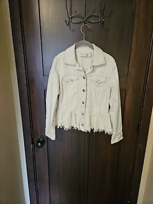 EUC Women's Chico's White Lace Frayed Skirt Hem Accent Denim Jean Jacket Size  0 • $19.99