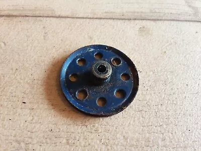 Meccano #21 1.5  Dark Blue 1979 Pulley With Boss Worn • £1.75