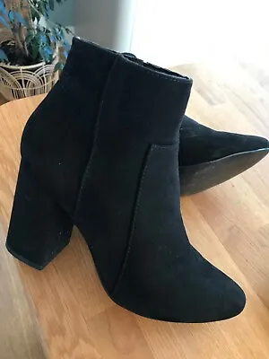 London Rebel Black Faux Suede Ankle Boots Size 5 • £11