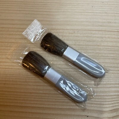 $19.99 • Buy 2 Mary Kay Blush Brush 2.5  New, Fits In Compact Gray Handle Sable Bristles