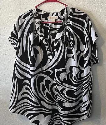 MICHAEL KORS Size 2X Black/White Cap Sleeves Chain Neck Tunic Blouse Top • $8
