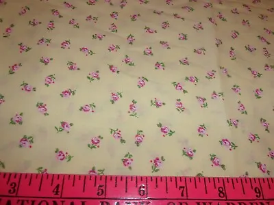 VTG RED CALICO ROSES ON LT YELLOW  COTTON QUILT SEW/CRAFT Fabric 1 Yd X 44 • $4.75