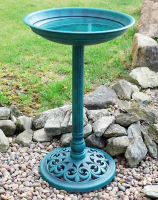 £19.50 • Buy 63cm Tall 40cm Diameter Traditional Resin Garden Bird Bath