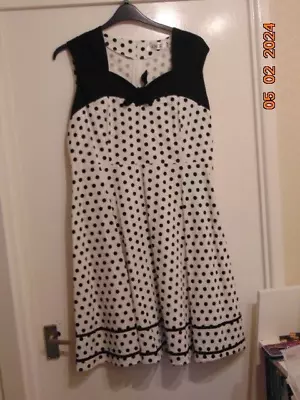 AXOE 1950's Style Polka Dot Dress.  Black & White. Size  3XL • £4