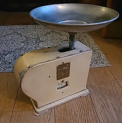 Vintage Kitway Cream Colour Kitchen Scales - 9 1/4  High 10  Long • £10