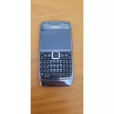 Nokia E71-1 2.3  Display Bluetooth Wi-Fi Single SIM QWERTY Keypad Mobile Phone • £24.99