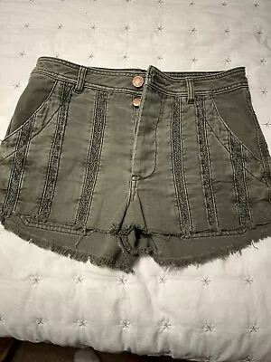 Free People Womens Lace Trim Casual Green Shorts Size 6 • £17.37