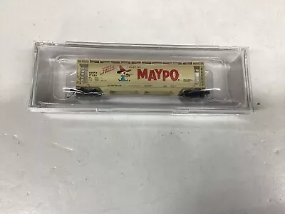 Bowser #17147 N Scale “Maypo” PS-2600  2 Bay Covered Hopper Rd. #17480 • $30.95