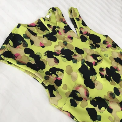 £10 • Buy Vgc Vibrant Ink Blot Paint Splatter Fitted Body Con Midi Dress Cut Out Detail