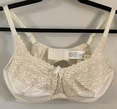 Amoena 2229 Underwired  Mastectomy Bra  NEW WITH TAGS Ivory 36C • $16