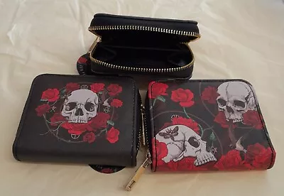 Pagan/Wiccan Skull And Roses Coin Purse With 2 Compartments. • £5