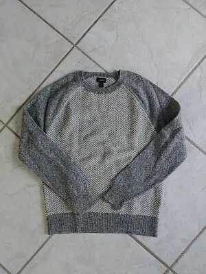 J.Crew Small Grey Herringbone Lambs Wool Sweater B5649 • $35