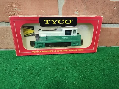 Mantua-Tyco Penn Central Lighted Switcher Locomotive 241A:1000 • $45