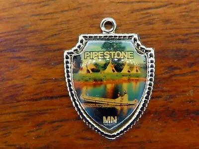 Vintage Silver PIPESTONE MINNESOTA AMERICAN INDIAN TRAVEL SHIELD Charm 41-34 • $16.95