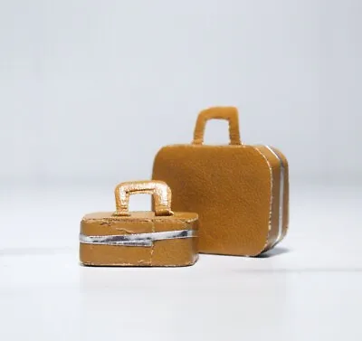 $20.14 • Buy Vintage Artisan Miniature Dollhouse Faux Leather Suitcase Set Accessory 1:12