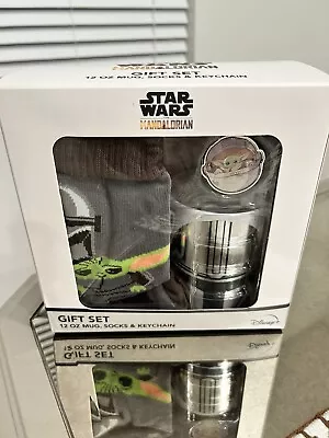 BRAND NEW Star Wars The Mandalorian 3 Piece Gift Set-Cup/Keychain/Socks • $10