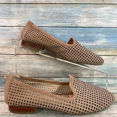 Me Too Flats Womens 6M Brown Leather Dress Shoes Perforated Loafers Yale • $26.06